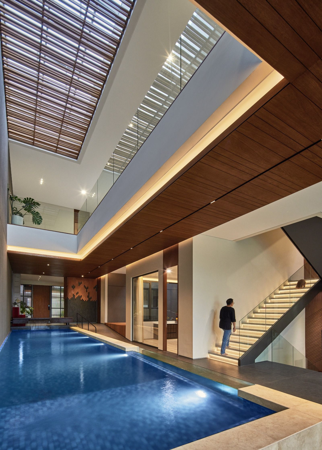 DN House Incorporates Nature into A Modern Living