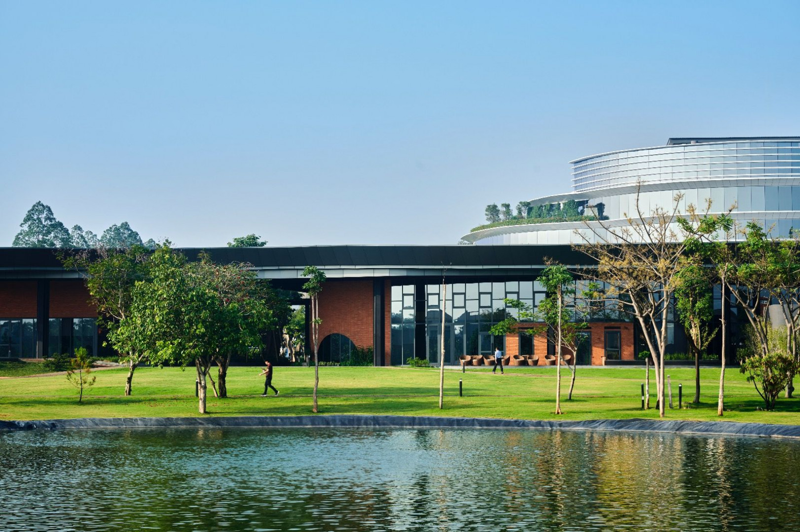 Behind Mayora Head Office Canteen: An Oasis That Offers A Breather with Nature Touch Behind Mayora Head Office Canteen: An Oasis That Offers A Breather with Nature Touch