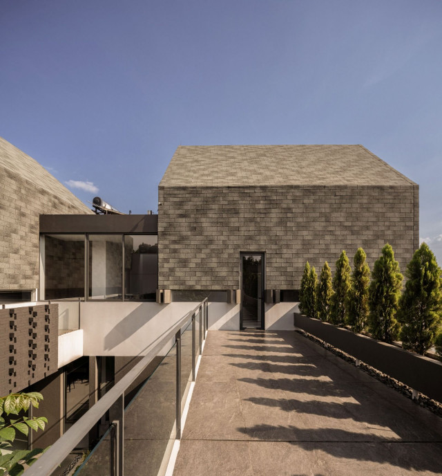 The Implementation of Passive Design Strategies in CI House