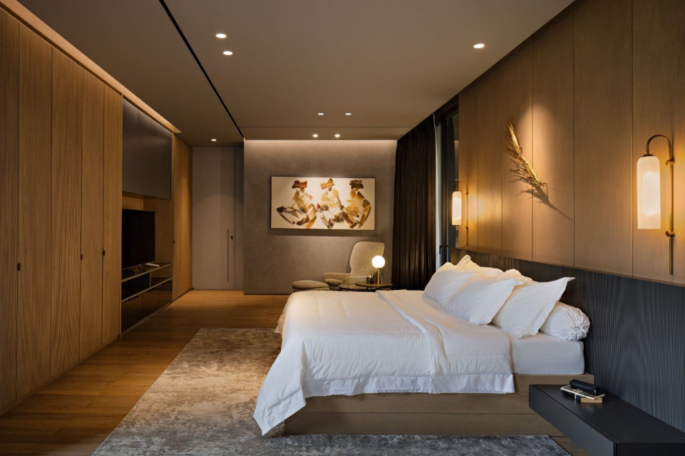 The Gritted Grid, A Multi-Generational Private Retreat with Opulence and Nature in Balance