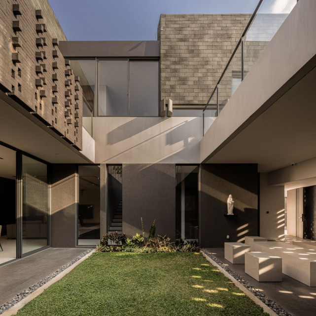 The Implementation of Passive Design Strategies in CI House