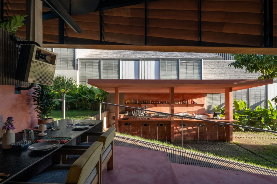 Set n Rise Bali Balances Hospitality and Retail in A Site-Responsive Design Set n Rise Bali Balances Hospitality and Retail in A Site-Responsive Design