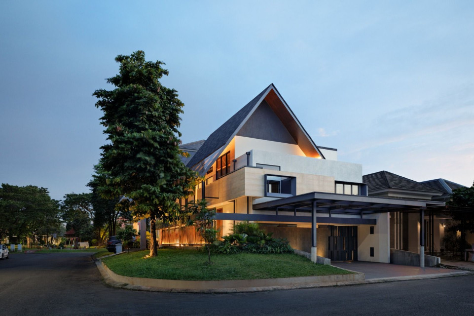 Rumah Singgah Presents A Precise Architectural Response to Contemporary Living Patterns