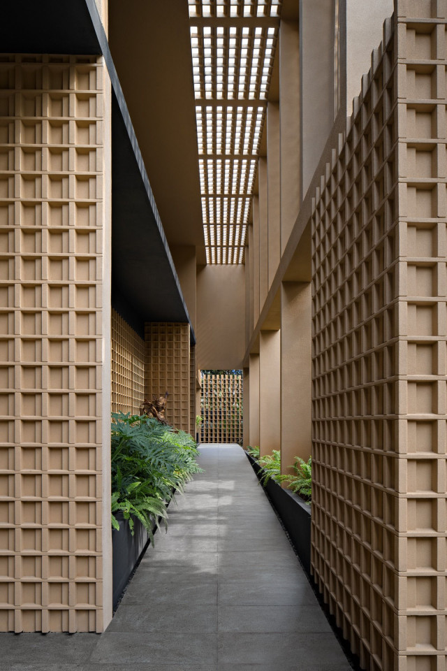 The Gritted Grid, A Multi-Generational Private Retreat with Opulence and Nature in Balance