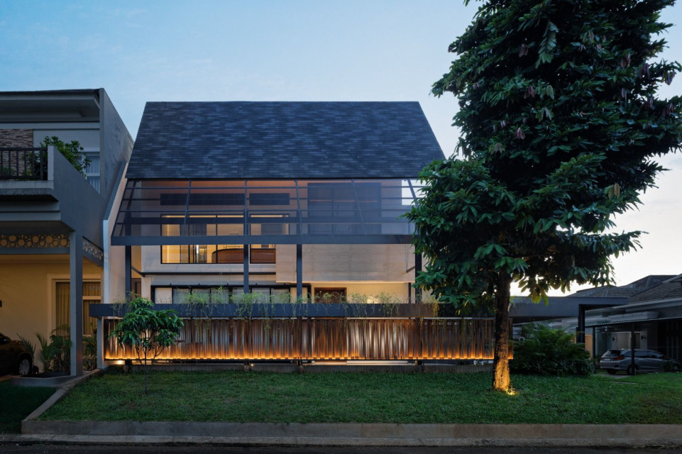 Rumah Singgah Presents A Precise Architectural Response to Contemporary Living Patterns