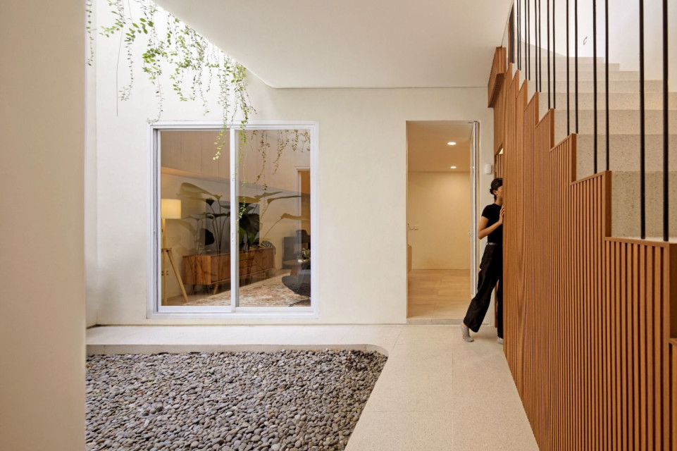 The Design of REX House: An Old Home Reimagined The Design of REX House: An Old Home Reimagined