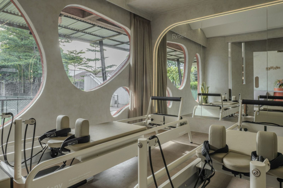 Rhyform Studio, The Spatial Reflection of Fluidity That Inspires Movement