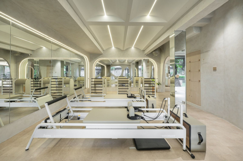 Rhyform Studio, The Spatial Reflection of Fluidity That Inspires Movement