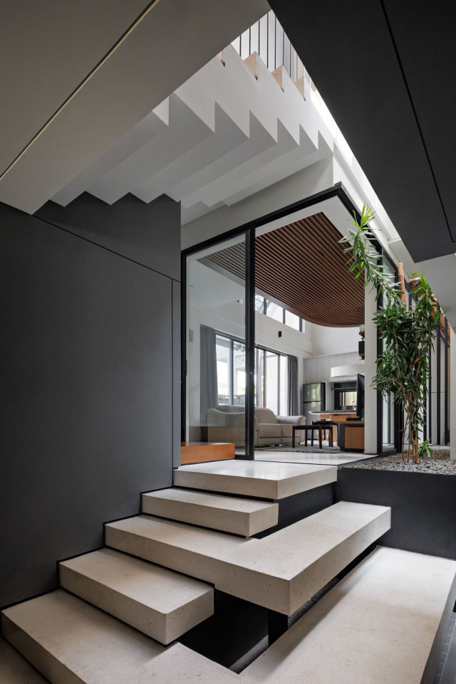 Rumah Singgah Presents A Precise Architectural Response to Contemporary Living Patterns
