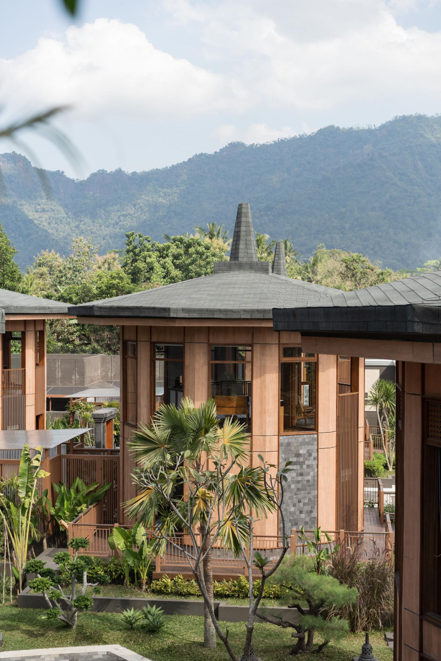 LE TEMPLE Borobudur Implements Neo Vernacular Architecture Style to Provide An Unforgettable Guest Experience LE TEMPLE Borobudur Implements Neo Vernacular Architecture Style to Provide An Unforgettable Guest Experience