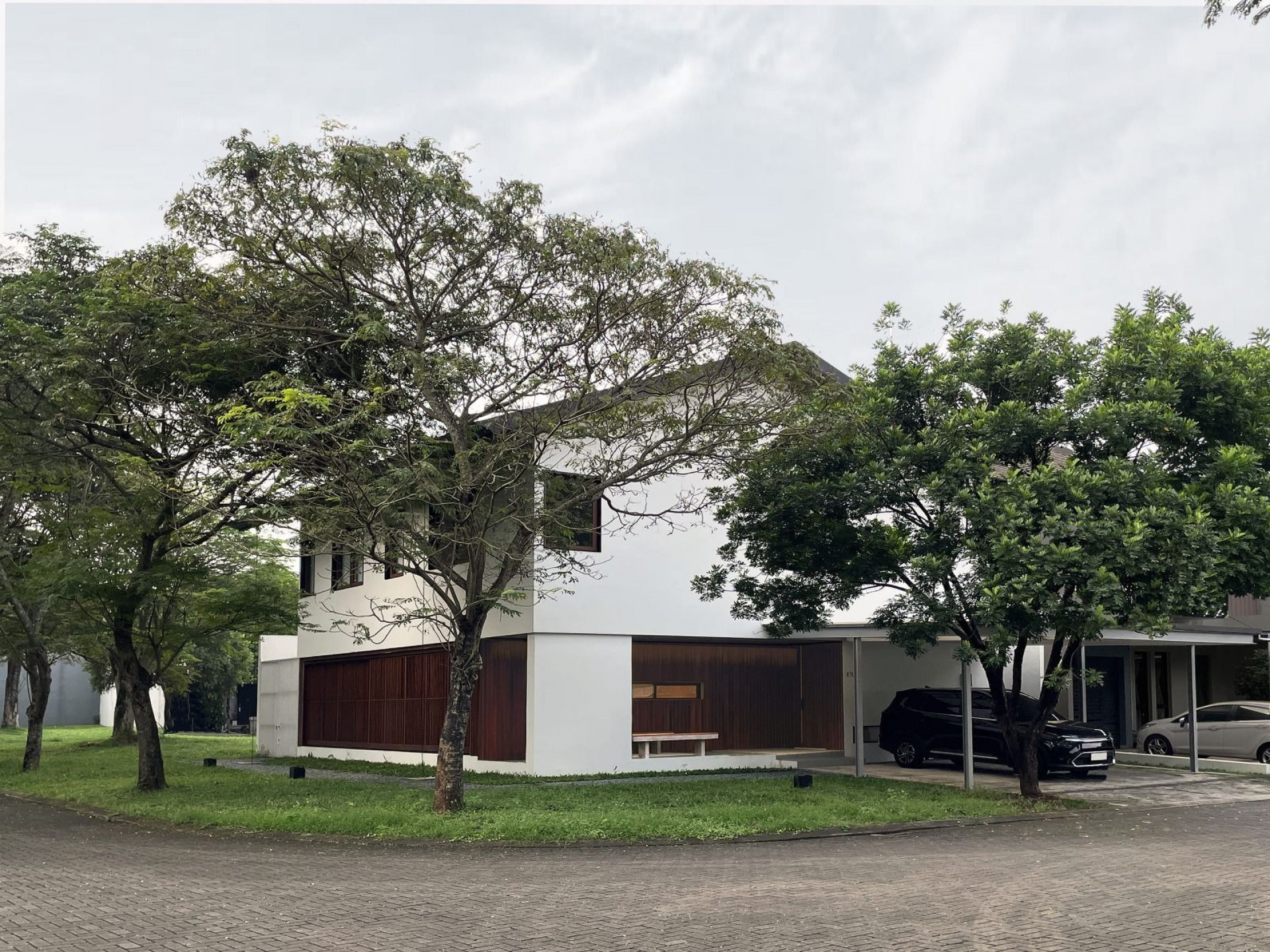 IMA House Inspired by Japanese Traditional Home Stands in Harmony with Its Surroundings IMA House Inspired by Japanese Traditional Home Stands in Harmony with Its Surroundings