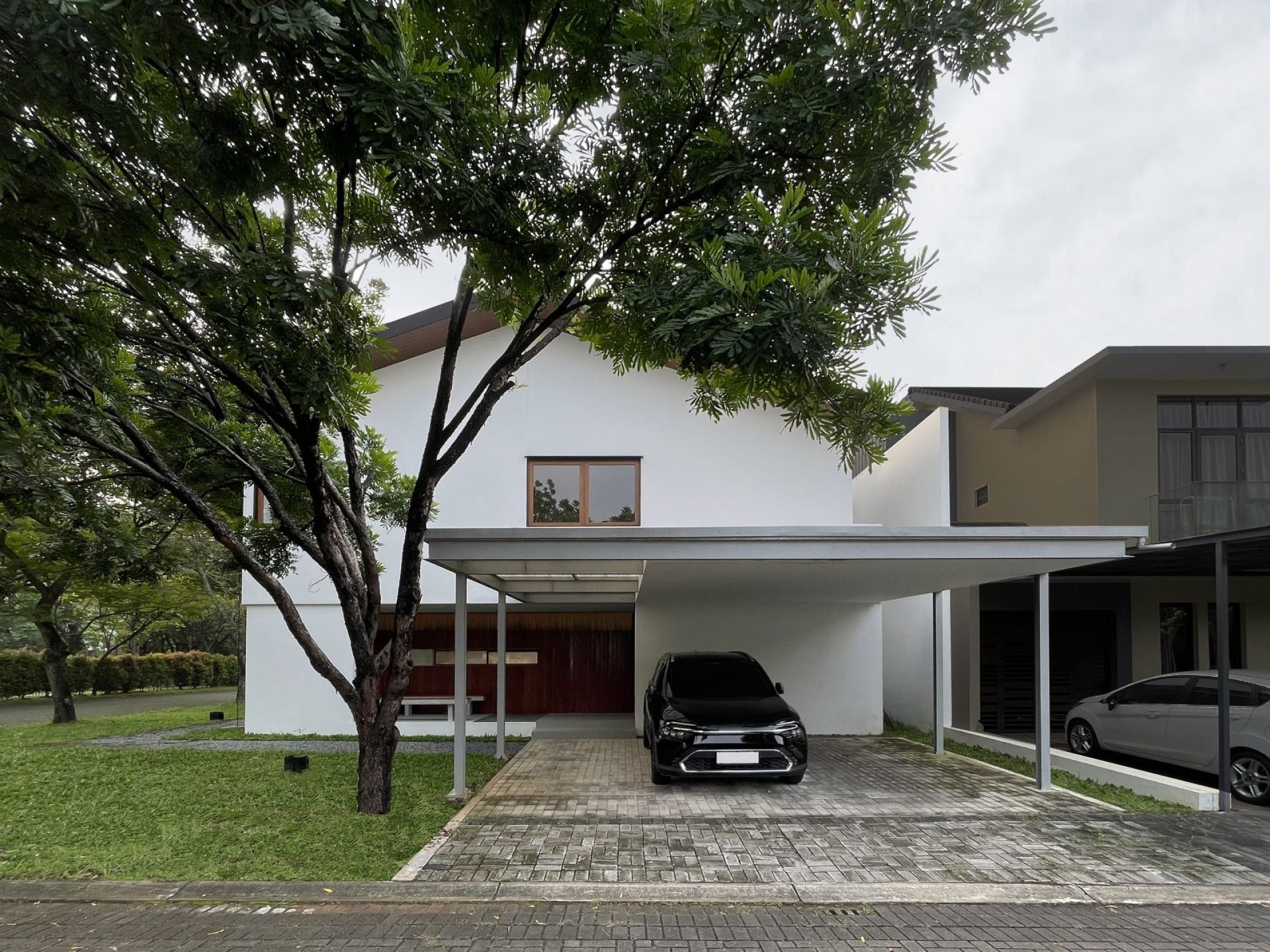 IMA House Inspired by Japanese Traditional Home Stands in Harmony with Its Surroundings IMA House Inspired by Japanese Traditional Home Stands in Harmony with Its Surroundings